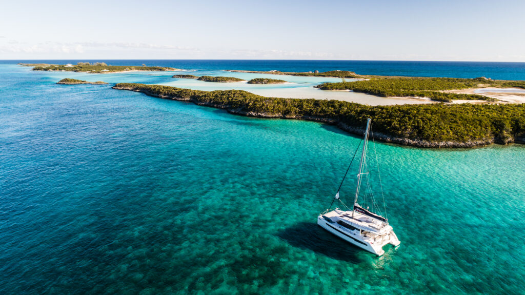 When is the Best Time to Sail to the Bahamas? | The Moorings